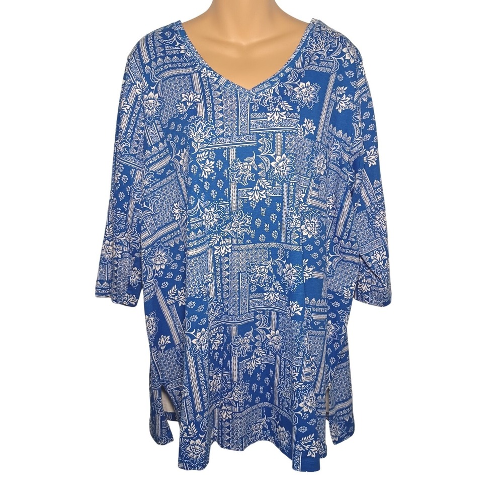WOMAN WITHIN Women's Top Size L 18/20 Blue Cobalt Floral V-Neck 3/4 Sleeve